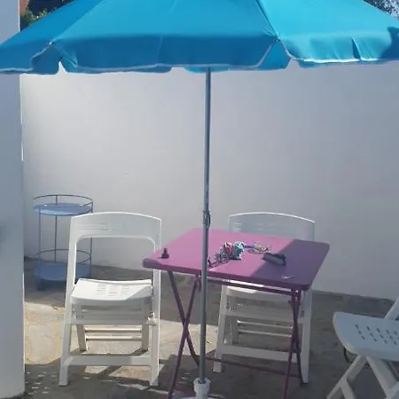 Holiday home Charmante Maisonette Ile D'yeu